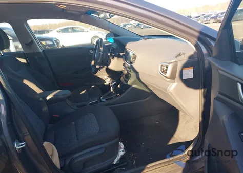 2018 Hyundai Ioniq Hybrid Sel z USA, uszkodzony, nr VIN KMHC75LC3JU062199